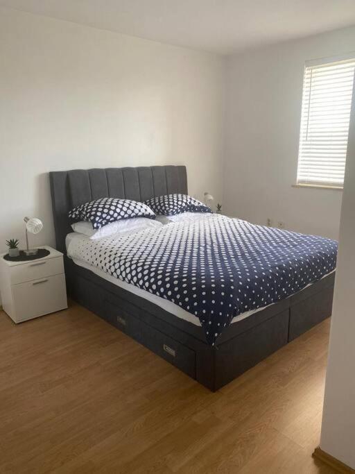 Lovely 3 Bedroom Apartment In Quiet Area W/ Pool PUY 외부 사진